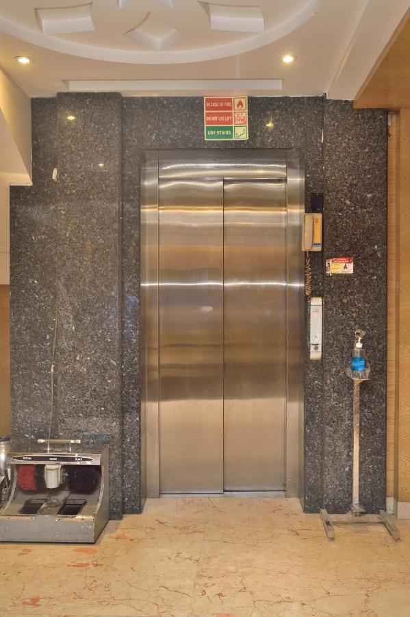 Aman Continental - 2Mins From Railway Station And 5 Mins From Metro Hotel New Delhi Ngoại thất bức ảnh