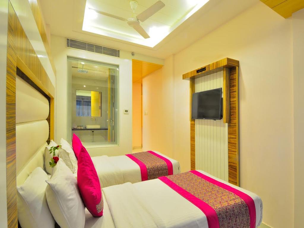 Aman Continental - 2Mins From Railway Station And 5 Mins From Metro Hotel New Delhi Ngoại thất bức ảnh
